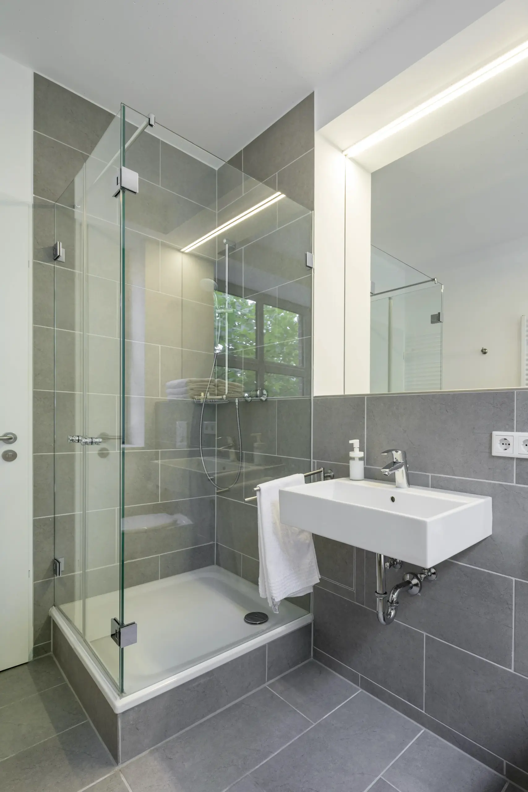 Flowers Hotels Muenster Zimmer Badezimmer 20